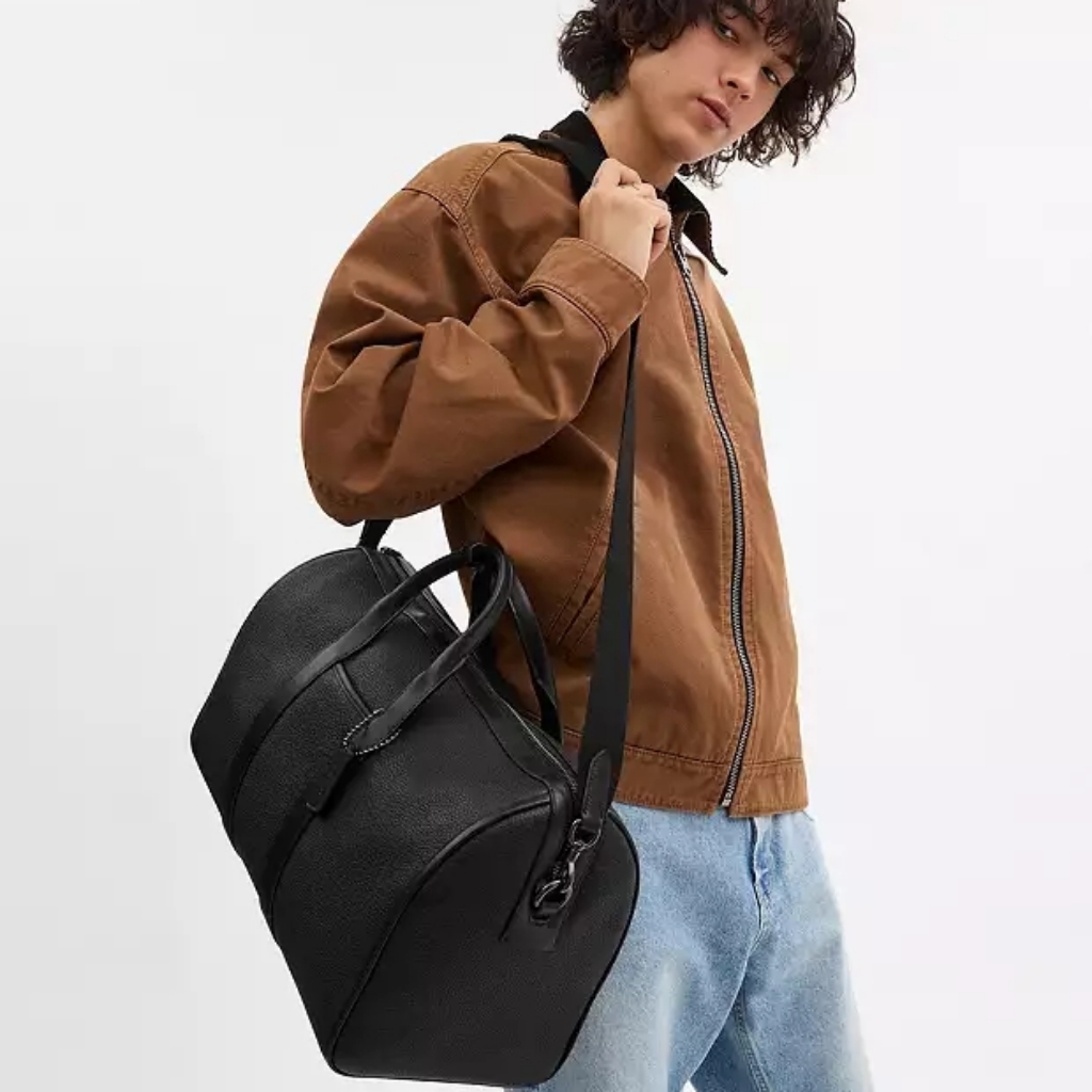 Nwt! Stylish Black Gotham Duffle Bag
